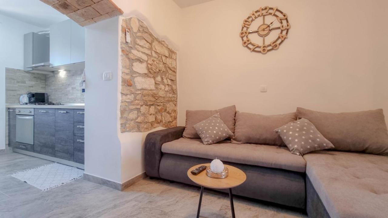 Casa Mora Lejlighed Novigrad Istria Eksteriør billede